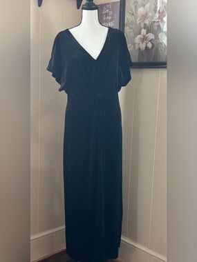 Elegant Black Velvet Dress